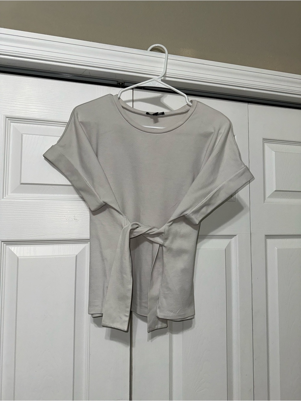 Express Tie-Front Short Sleeve Top in Light Beige